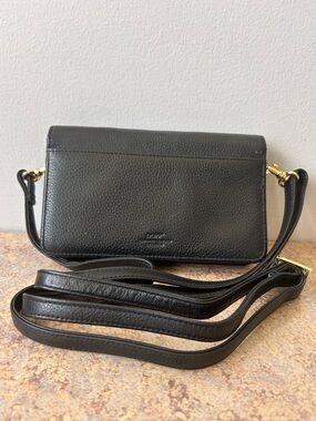 DOPP Genuine Pebbled Black Leather convertible wallet/purse/wristlet